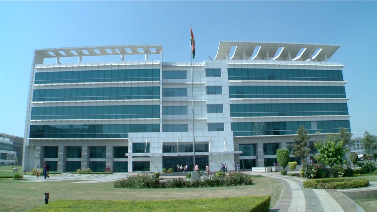 HCLTech campus building in Noida